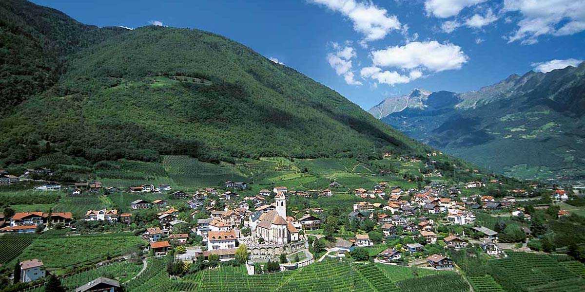 csm_09-marling-panorama-berge-dorf_401dc1e67a